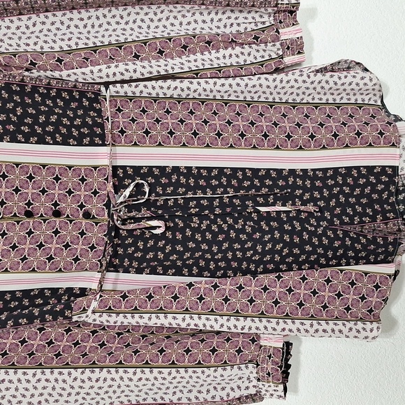 INTERMIX Purple 100% Silk Bohemian Coquette V-Neck Long Sleeve Romper Size 2 - Picture 4 of 15